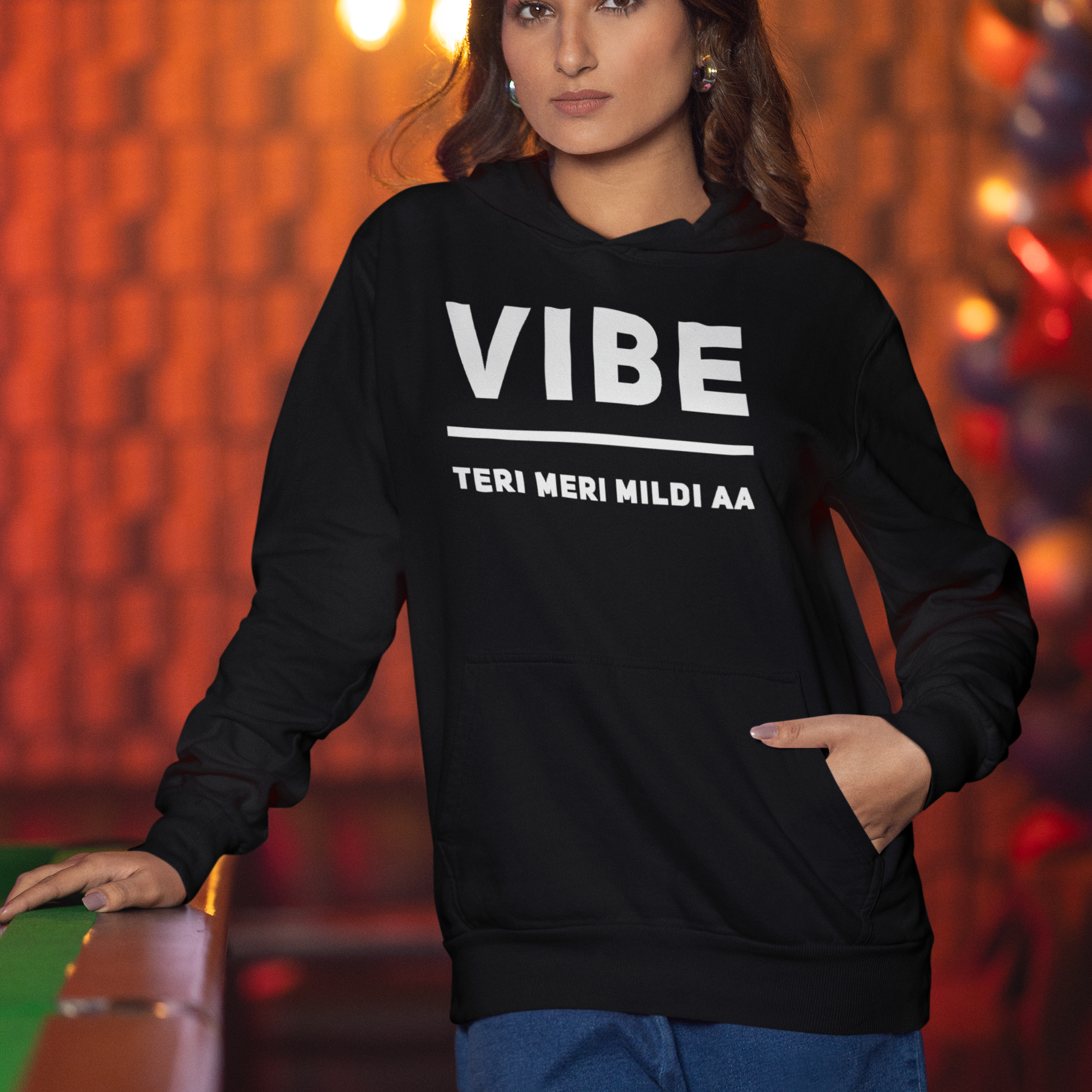 Diljit Dosanjh: Vibe Teri Meri Mildi Aa Unisex Hoodie - Black