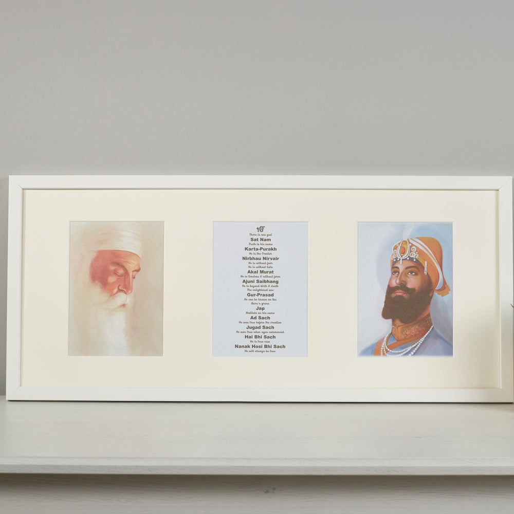 
                      
                        Guru Nanak & Guru Gobind Three Aperture Including Mool Mantar in English Including Translation
                      
                    